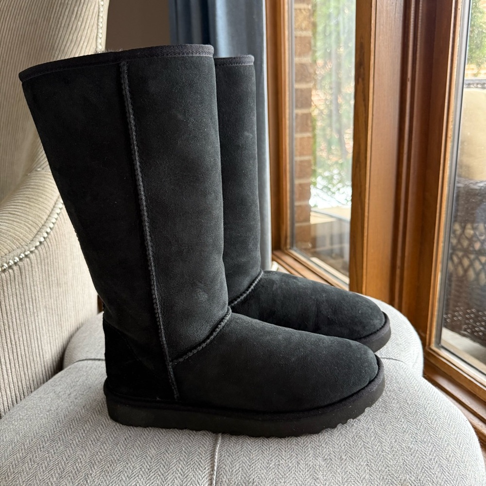 UGG Women's Classic Tall boots